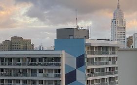 Flat de luxo centro SP com piscina,academia,lavanderia,garagem e segurança 24h